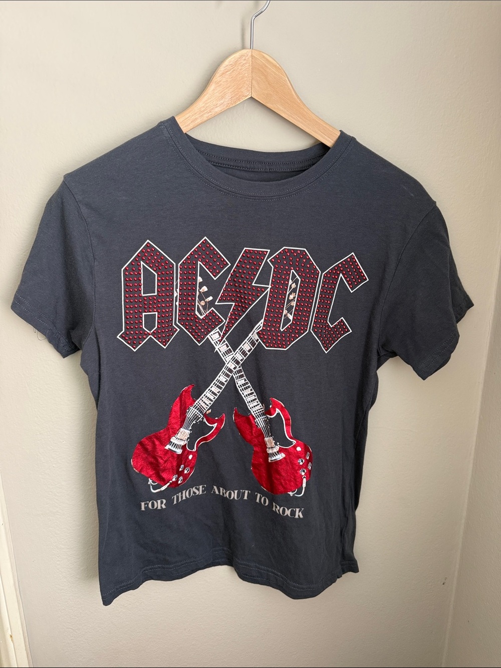 AC/DC Women’s Tee Size Medium